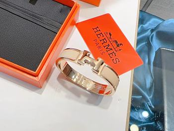 Hermes Clic H Bracelet Beige