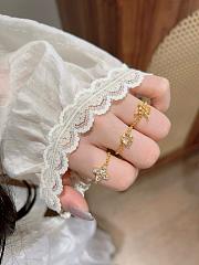 Lady LV Ring - 1