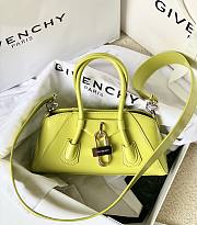 Givenchy Mini Antigona Lock Stretch In Box Leather Green - 22x12x8cm - 1