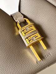 Givenchy G-Hobo Medium In Grained Leather With Padlock Taupe - 25x21x10cm - 4