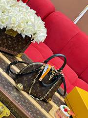 LV Alma Trunk BB Monogram M26084 - 22x19x11cm - 2