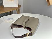 Chloe Small Marcie Hobo Bag In Grained Leather Gray - 29x21.5x9.5cm - 5