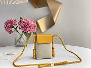 Chloe Key Phone Pouch in Canvas and Shiny Calfskin Leather Yellow - 13x3x18cm - 5