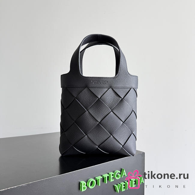 Bottega Veneta Small Diago Tote in Black - 25x22x7cm - 1