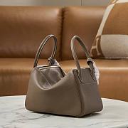 Hermes Lindy Handmade Clemence Leather Elephent Gray Gold - 26cm - 2