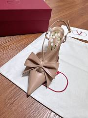 VLTN Bowow Slingback Pumps In Kidskin 85mm - 4