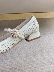 Roger Vivier Très Vivier Mary Jane In Leather White - 5