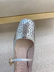 Roger Vivier Très Vivier Mary Jane In Leather Silver - 2