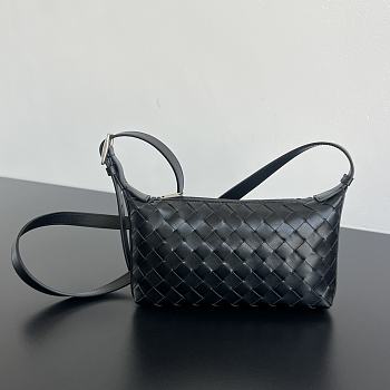 Bottega Veneta Traveler Phone Pouch in Black - 20x12x5.5cm