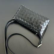 Bottega Veneta Traveler Phone Pouch in Black - 20x12x5.5cm - 2