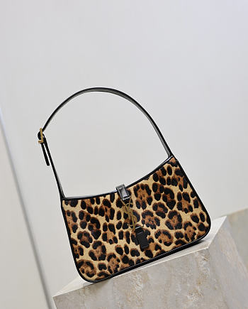 YSL Le 5 A 7 Shoulder Bag in Leopard-Print Calf Hair - 25x14x6cm