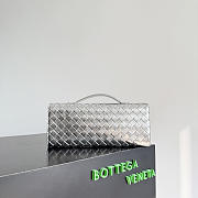Bottega Veneta Andiamo Clutch in Silver - 31x13x3cm - 6