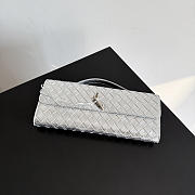 Bottega Veneta Andiamo Clutch in Silver - 31x13x3cm - 4