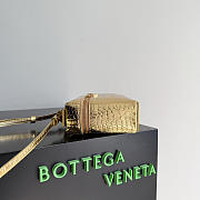 Bottega Veneta Bang Bang Vanity Case Crocodile Gold - 23x12.5x4cm - 5