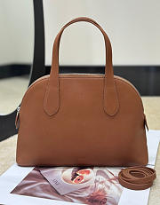 The Row Medium Ingrid Bag in Leather Brown - 28x19x7cm - 5