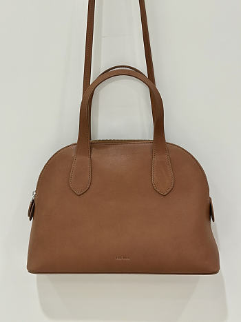The Row Medium Ingrid Bag in Leather Brown - 28x19x7cm