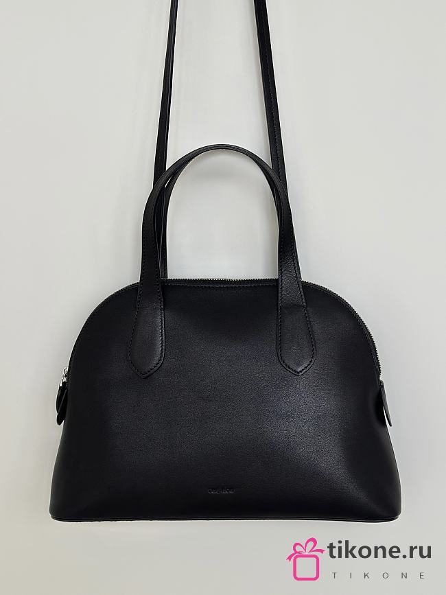 The Row Medium Ingrid Bag in Leather Black - 28x19x7cm - 1