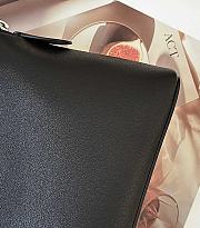 The Row Medium Ingrid Bag in Leather Black - 28x19x7cm - 5