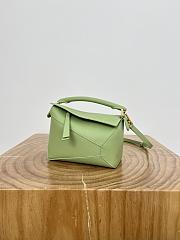 Loewe Mini Puzzle Edge Bag In Classic Calfskin Light Pear Green - 18x12.5x8cm - 2