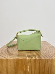Loewe Mini Puzzle Edge Bag In Classic Calfskin Light Pear Green - 18x12.5x8cm - 4