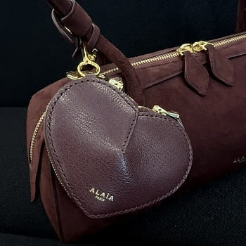 Alaia Le Cœur Mini Leather Coin Purse in Burgundy - 10x1.5x7.5cm