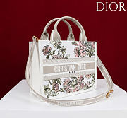 Small Dior Book Tote Multicolor Rosier de Dior Embroidery and Latte Calfskin - 26.5x22x14cm - 4