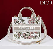 Small Dior Book Tote Multicolor Rosier de Dior Embroidery and Latte Calfskin - 26.5x22x14cm - 3
