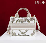 Small Dior Book Tote Multicolor Amour de Roses Embroidery and Latte Calfskin - 26.5x22x14cm - 5