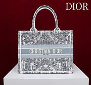 Medium Dior Book Tote Blue Dior Stella Baroque Embroidery - 36x27.5x16.5cm - 1