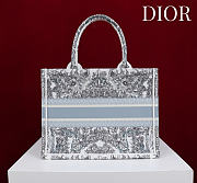 Medium Dior Book Tote Blue Dior Stella Baroque Embroidery - 36x27.5x16.5cm - 4