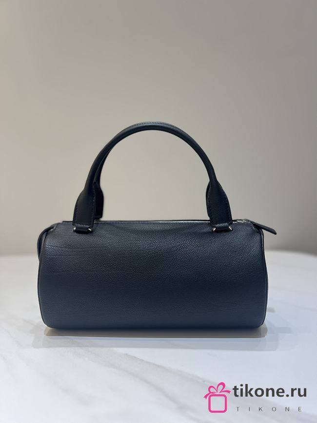 The Row Edith Bag in Finely Grained Calfskin Leather Black - 28x13x13cm - 1