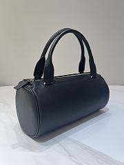 The Row Edith Bag in Finely Grained Calfskin Leather Black - 28x13x13cm - 2