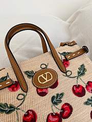 Valentino Garavani Antibes Small Shopping Bag In Jacquard Raffia With Cherryfic Pattern - 22x19x12cm - 2