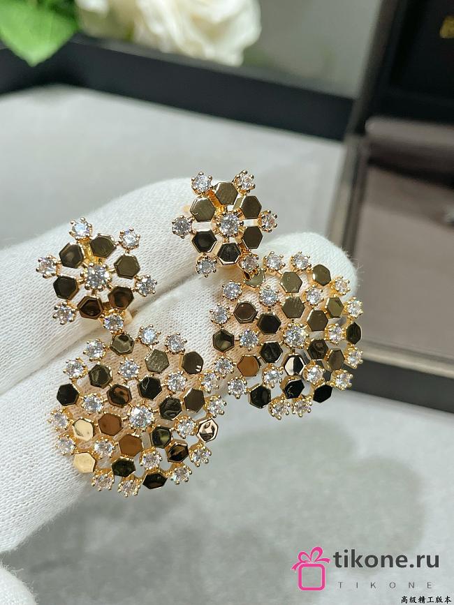 Bee de Chaumet Earrings Rose Gold Diamonds 085407 - 1