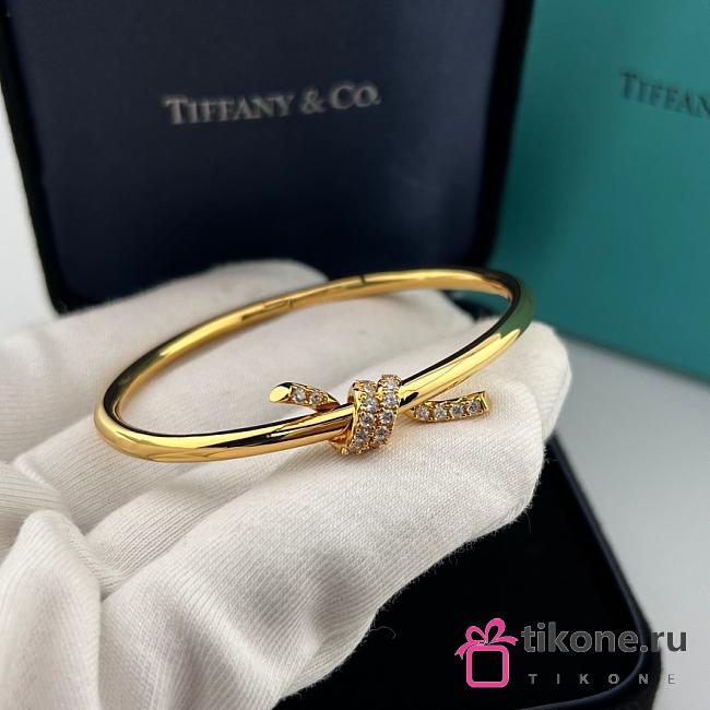 Tiffany Knot Wire Bangle in Yellow Gold with Diamonds - 1