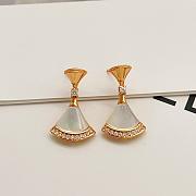 Bvlagari Divas' Dream 18 Kt Rose Gold Fan-Shaped Drop Earrings White 361780 - 1