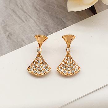 Bvlagari Divas' Dream Earrings In 18 Kt Rose Gold Set With Adiamond 351054