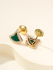 Divas' Dream Stud Earrings In 18 Kt Rose Gold Set With Green  - 1