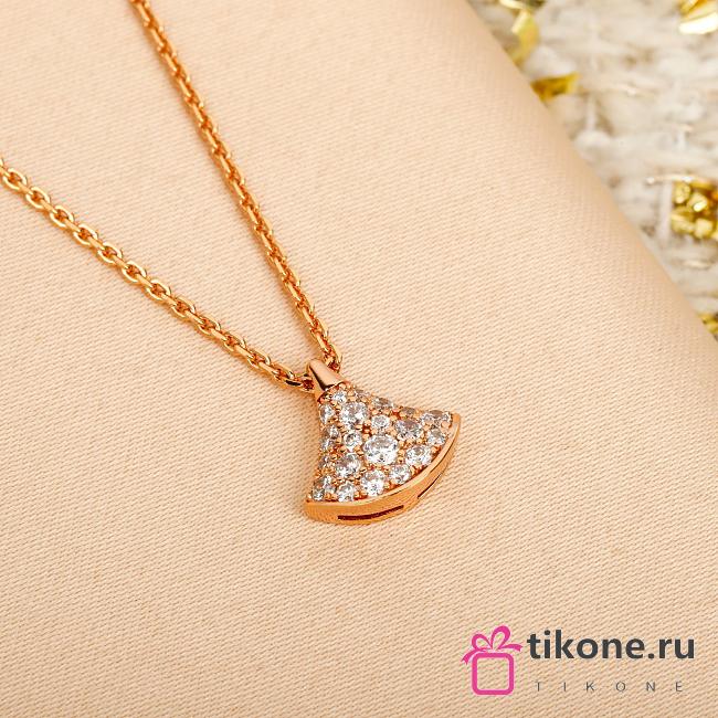 Bvlagari Divas' Dream 18 Kt Rose Necklace Set with Diamond 361446 - 1