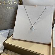 Bvlagari Divas' Dream 18 Kt White Gold Necklace Set with Diamond 351099 - 1