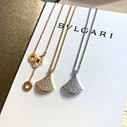 Bvlagari Divas' Dream 18 Kt White Gold Necklace Set with Diamond 351099 - 5