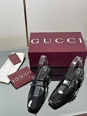 Gucci Pumps with GG patent Leather in Black - 2