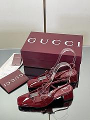 Gucci Pumps with GG patent Leather in Red - 3