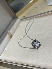 VCA Perlee Clovers Pendant 18K White Gold Diamond - 2