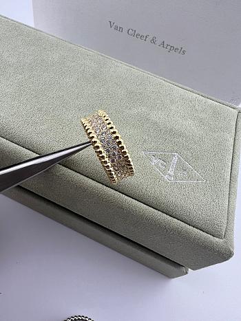 VCA Perlee Diamonds Ring 3 Rows 18k Yellow Gold