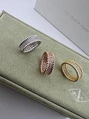 VCA Perlee Diamonds Ring 3 Rows 18k Yellow Gold - 3