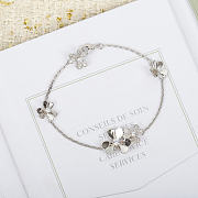 VCA Frivole Bracelet 5 Flowers 18k White Gold Diamond VCARP3W400 - 5