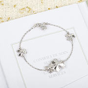 VCA Frivole Bracelet 5 Flowers 18k White Gold Diamond VCARP3W400 - 4
