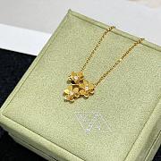 VCA Frivole Pendant 3 Flowers Mini Model 18k Yellow Gold Diamond VCARP2DU00 - 2