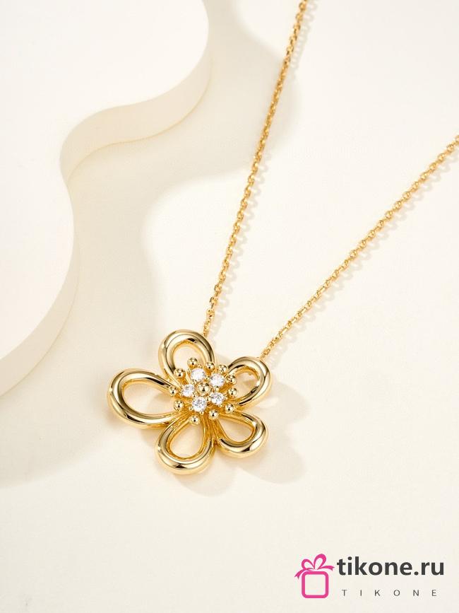 VCA Flowerlace Pendant 18k Yellow Gold Diamond VCARPME200 - 1